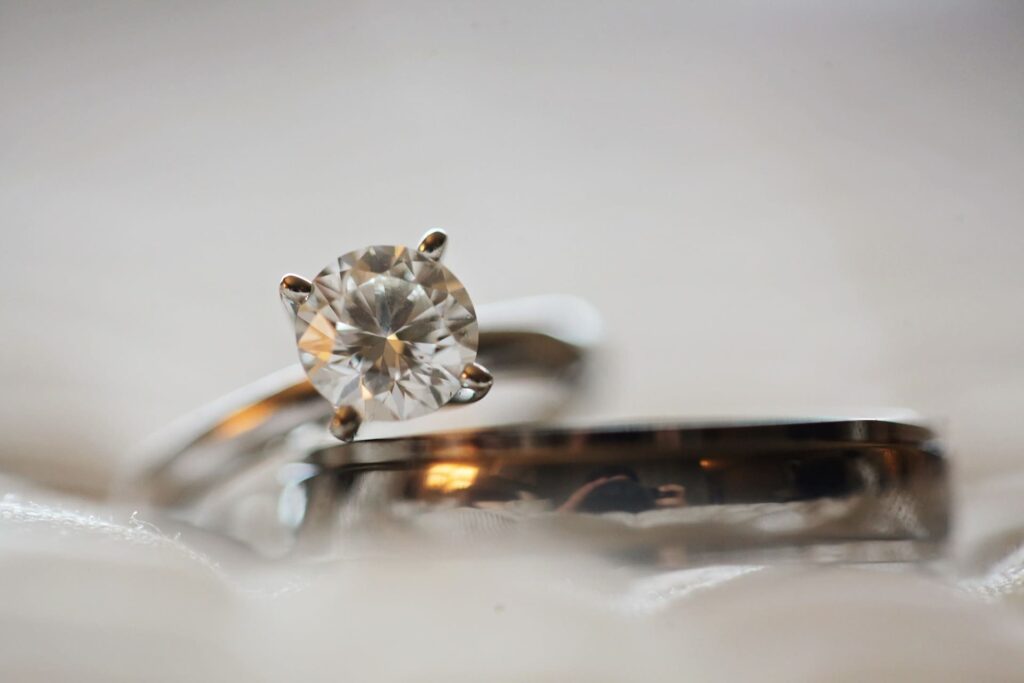 diamond wedding rings